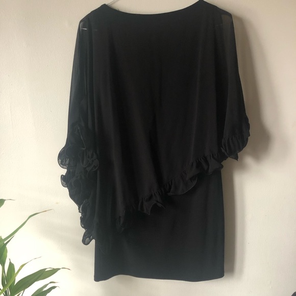 ❤️XSCAPE Black Ruffle Edge Sheer Cape Mini Dress Size 6 - Picture 4 of 8
